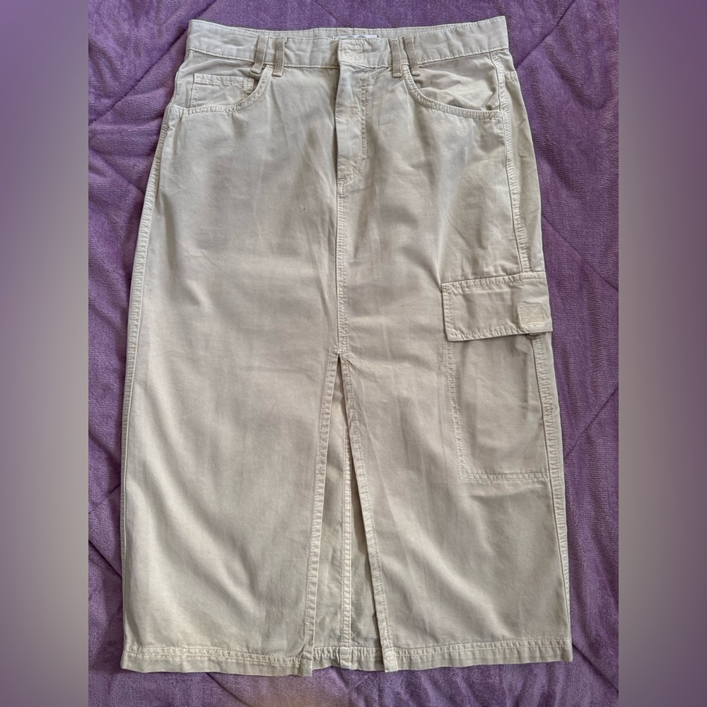 Cargo midi skirt size 28